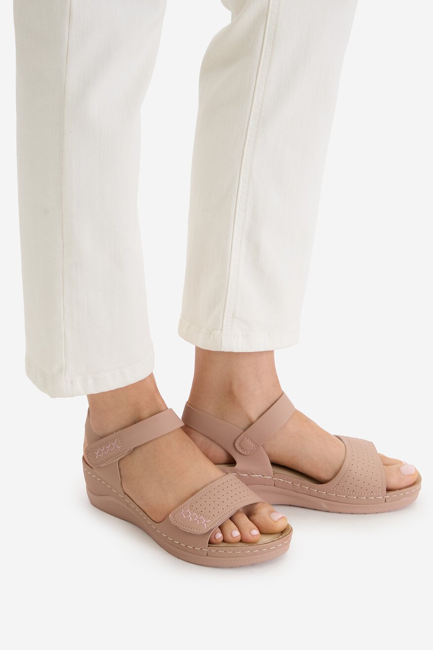 
                Go Soft - Sandały - 5906751956618