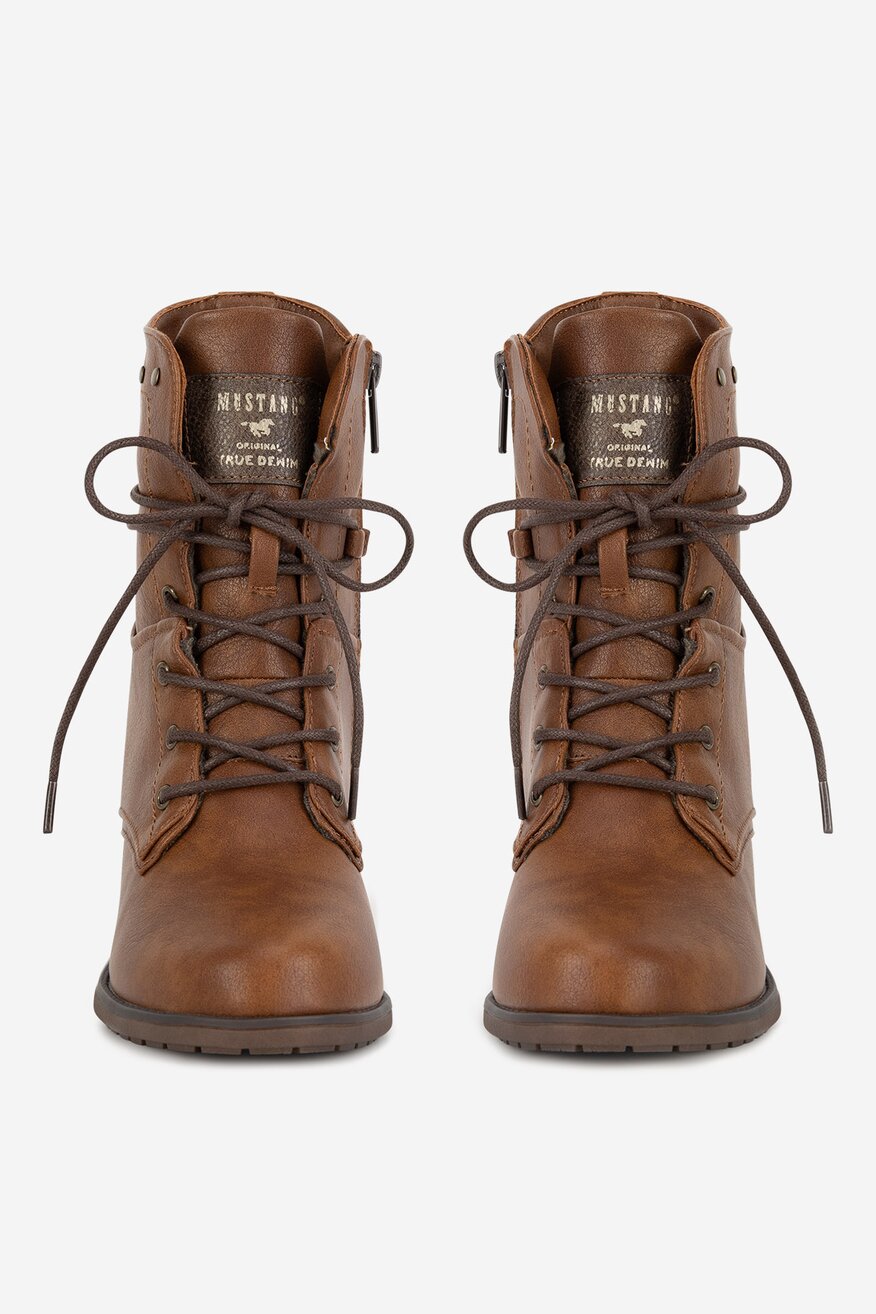 
                Csizma Mustang BARNA - 5905588869696