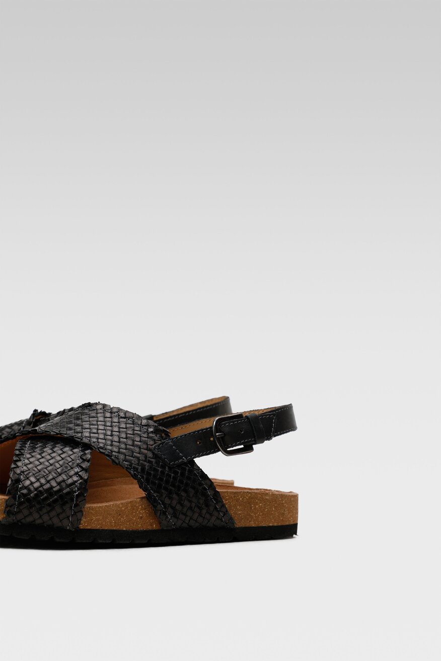 
                Сандалі Lasocki ЧОРНИЙ - 5904248700799