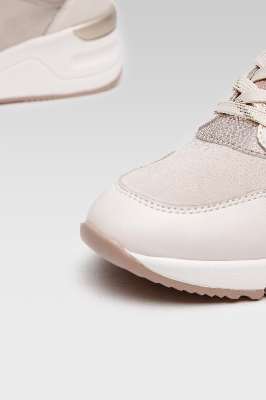 
                Tamaris - Sneakersy zamszowe - 5903698968827