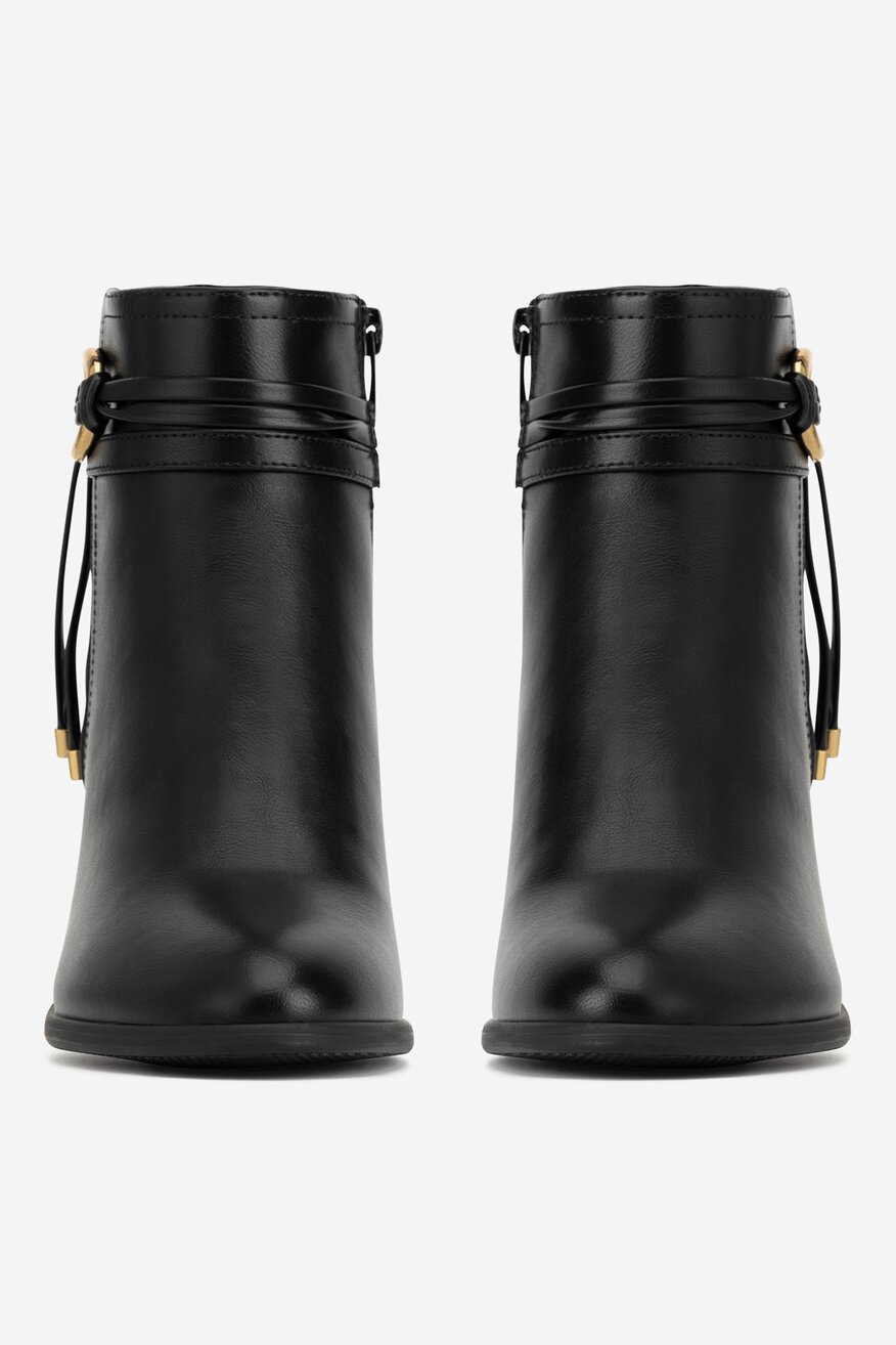 
                Kratke čizme Clara Barson CRNA - 5906751331613