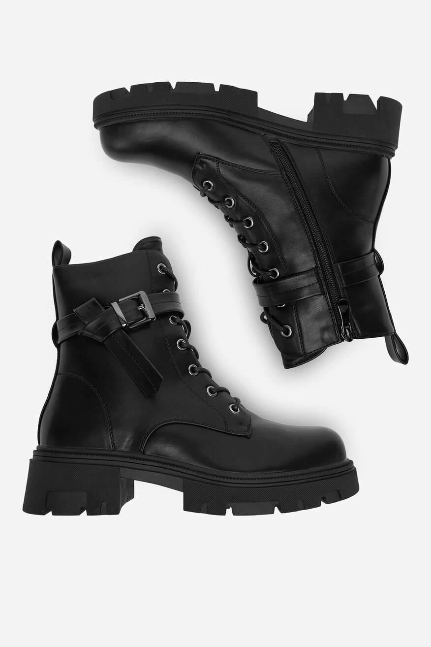 
                Боти DeeZee ЧЕРЕН - 5904410914566