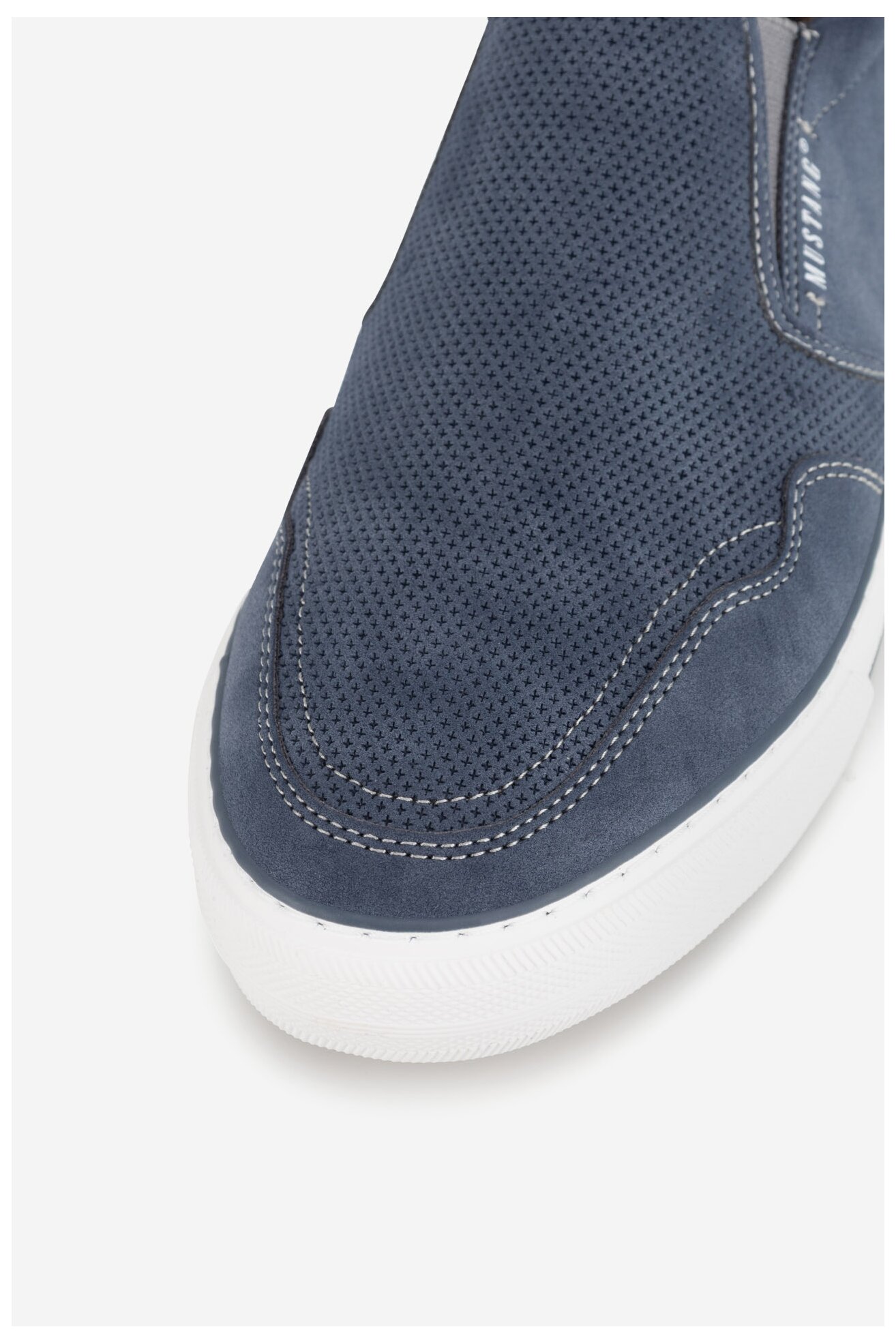 Vászoncipő Mustang 4198-402 SÖTÉTKÉK