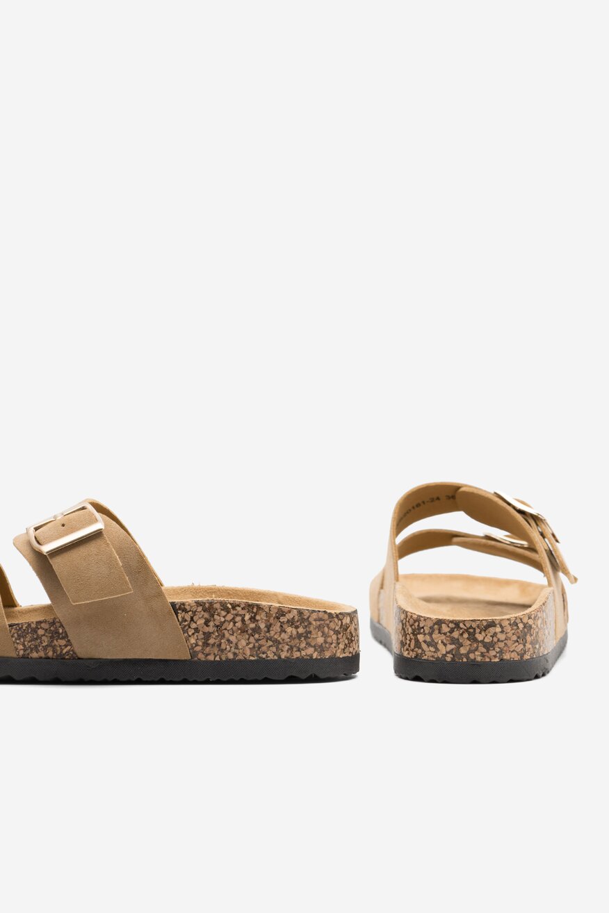 
                Jenny Fairy - Sandały brązowe - 5904862763620