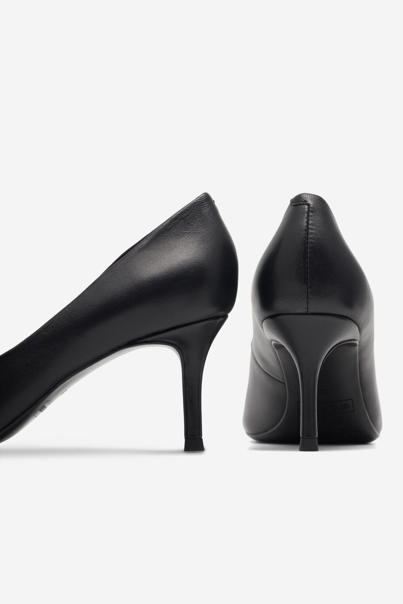 Елегантни обувки Gino Rossi V255-03 ЧЕРЕН