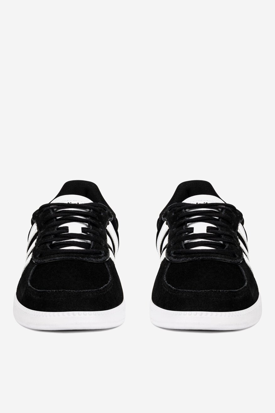 
                adidas - BREAKNET SLEEK SUEDE - 5905588683827