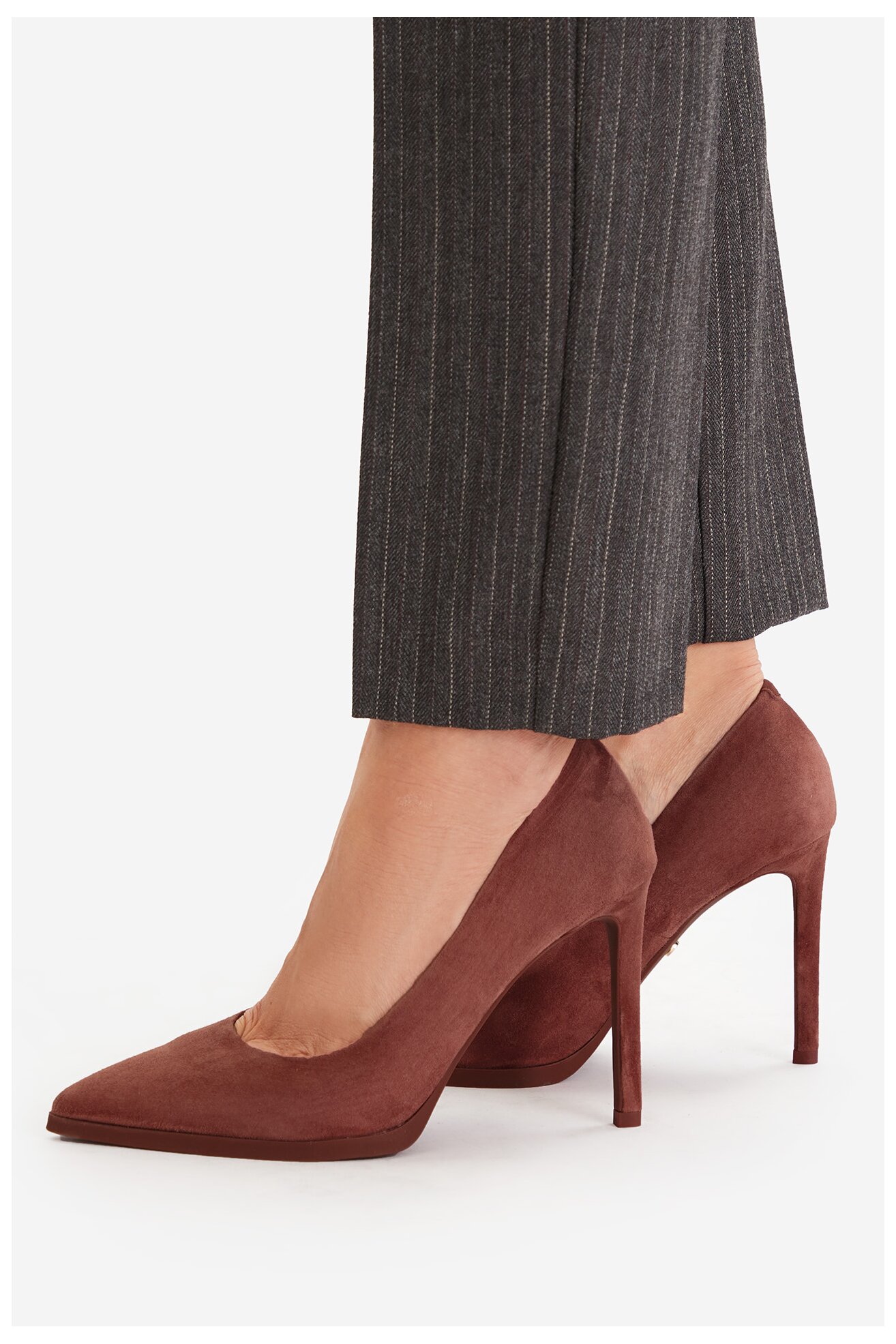 Körömcipő Gino Rossi EO-AZI-LT2472-1 BORDÓ