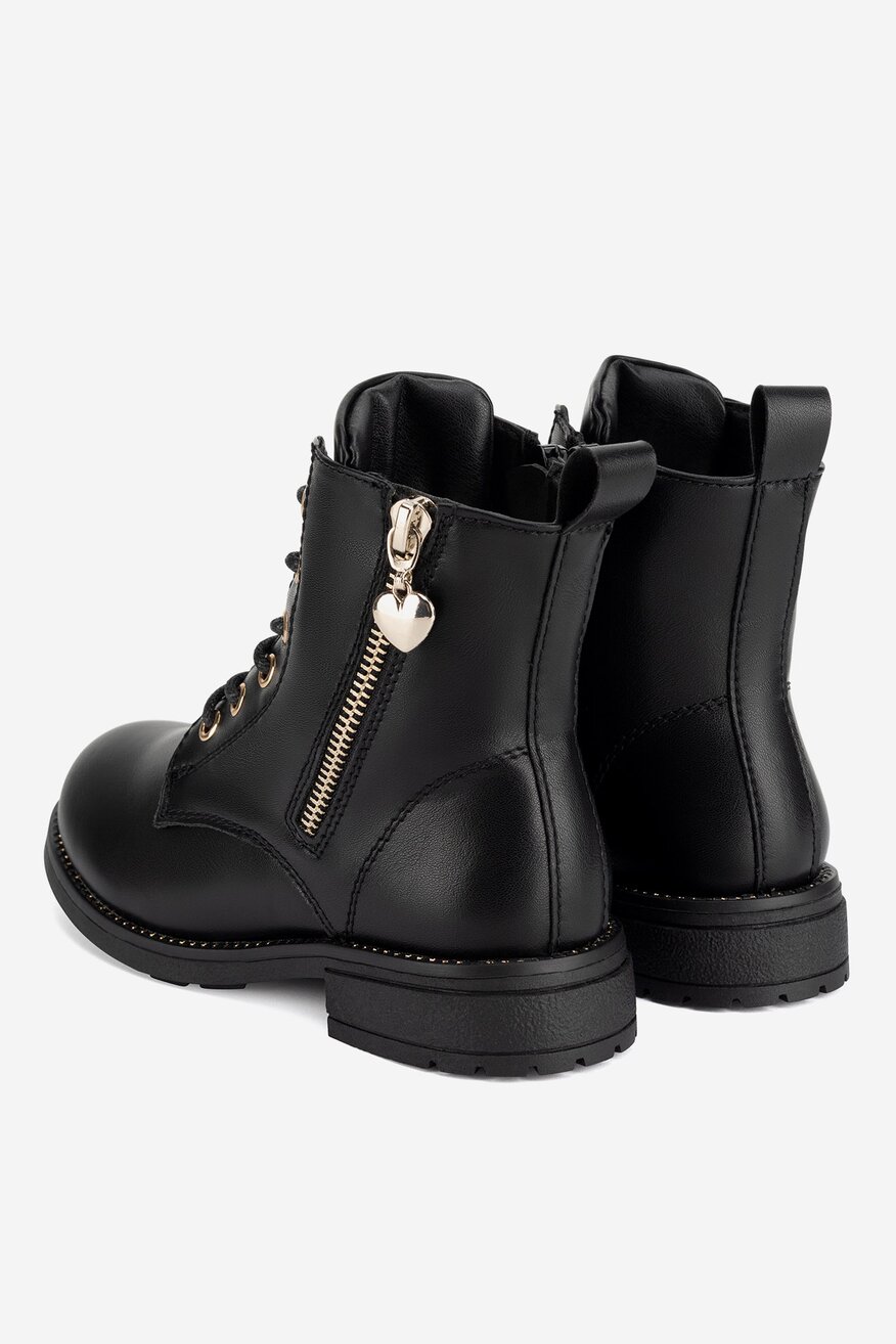 
                Боти Nelli Blu ЧЕРЕН - 5905588847281