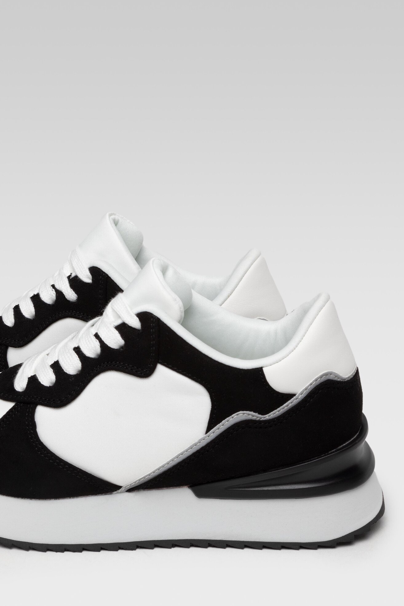 Sneakers Nylon Red WAG1190601A Czarny