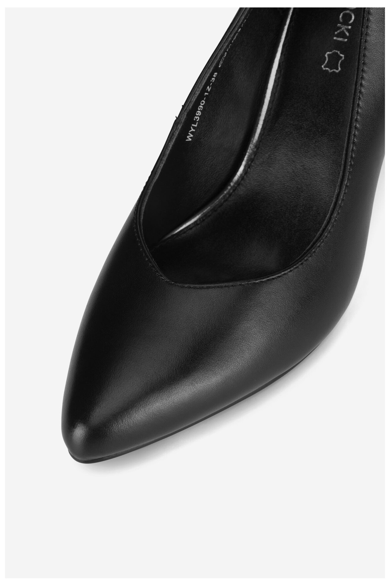 Cipele na štiklu Lasocki WYL3990-1Z CRNA