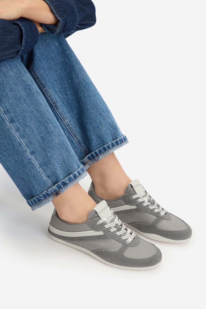 
                Напівчеревик GUESS JEANS СІРИЙ - 5907964082262