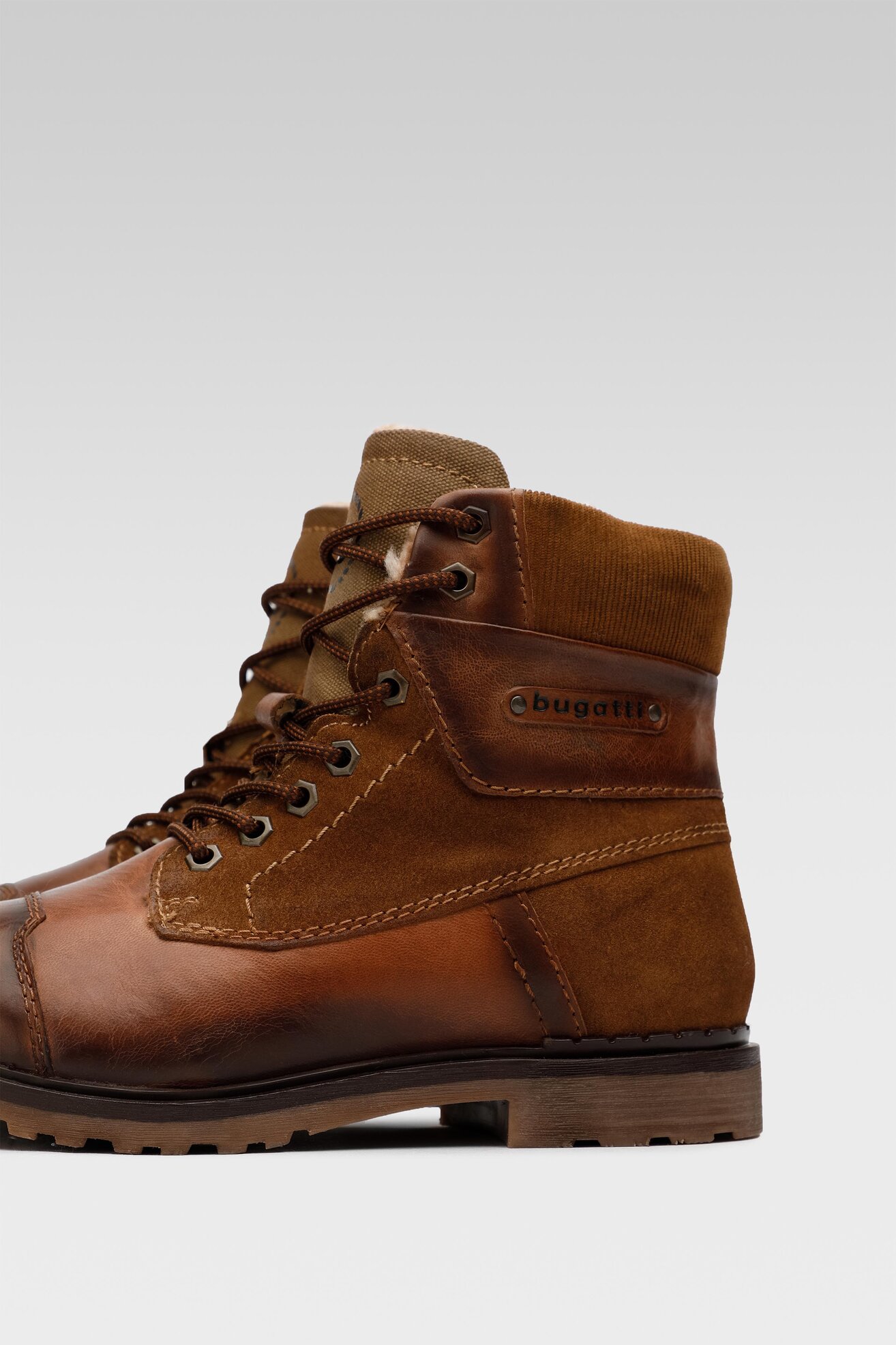 Trzewiki Bugatti 325-A0U55-3214-5363 Brązowy