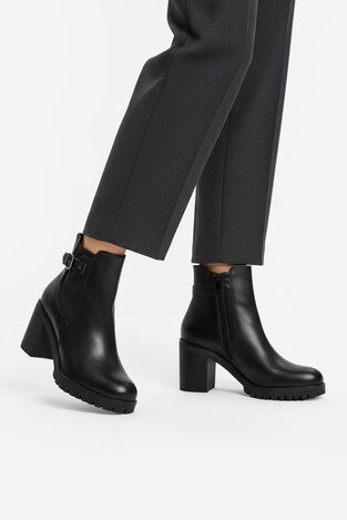 Kratke čizme Clara Barson CEO-MAGNA HL221125 CRNA