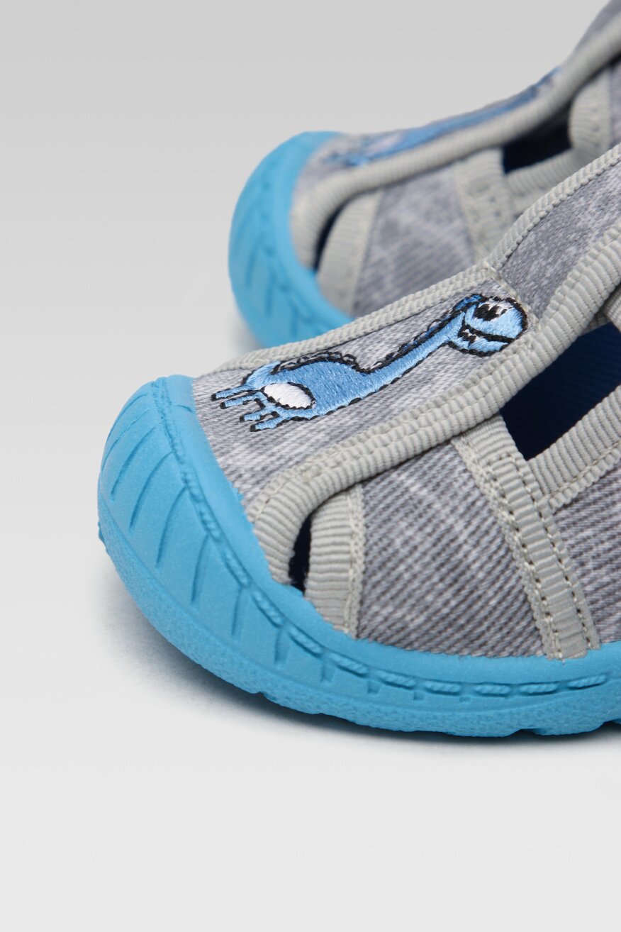 
                MB - Kapcie na rzepy - 5904862546032