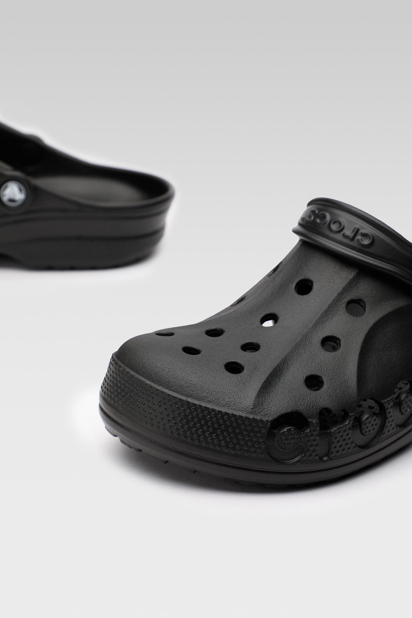 Klapki basenowe Crocs 10126-001 Czarny