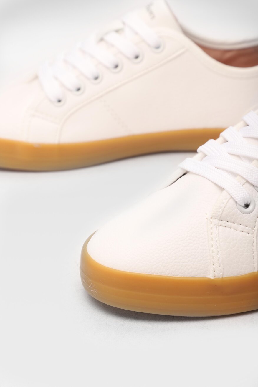 
                S.Oliver RED LABEL - Półbuty pastelowe białe - 5903698349251