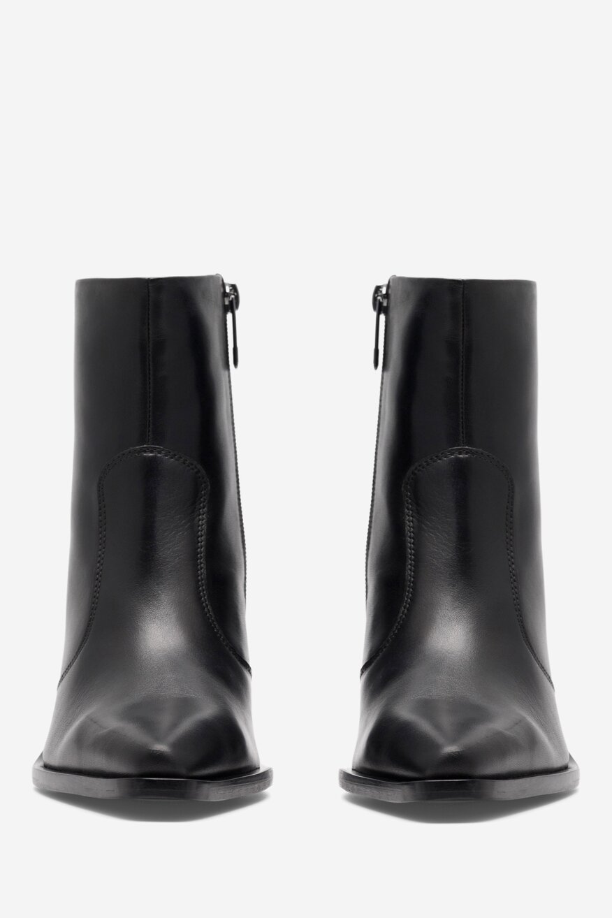 
                Badura - Skórzane botki - 5905588003281