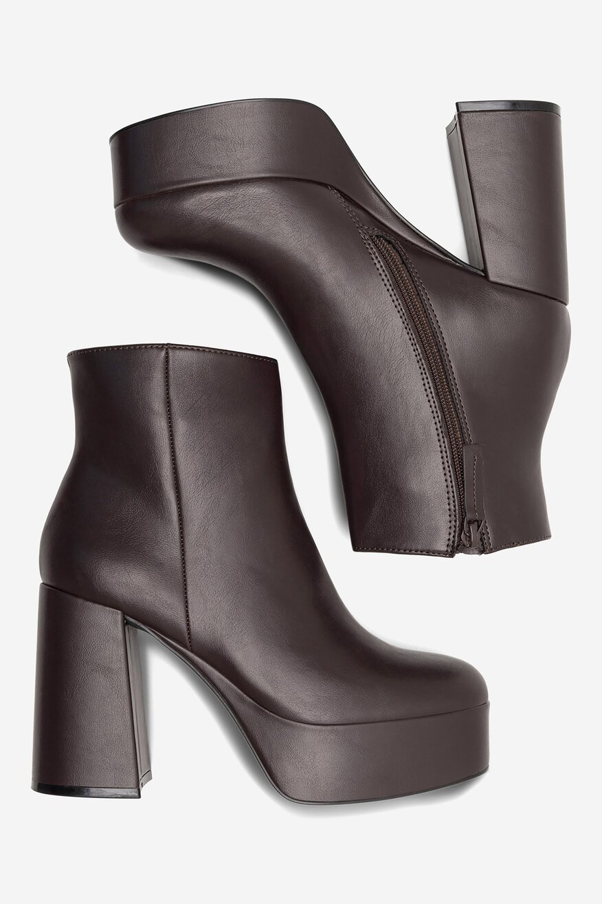 
                Jenny Fairy - Botki na słupku - 5905588156451