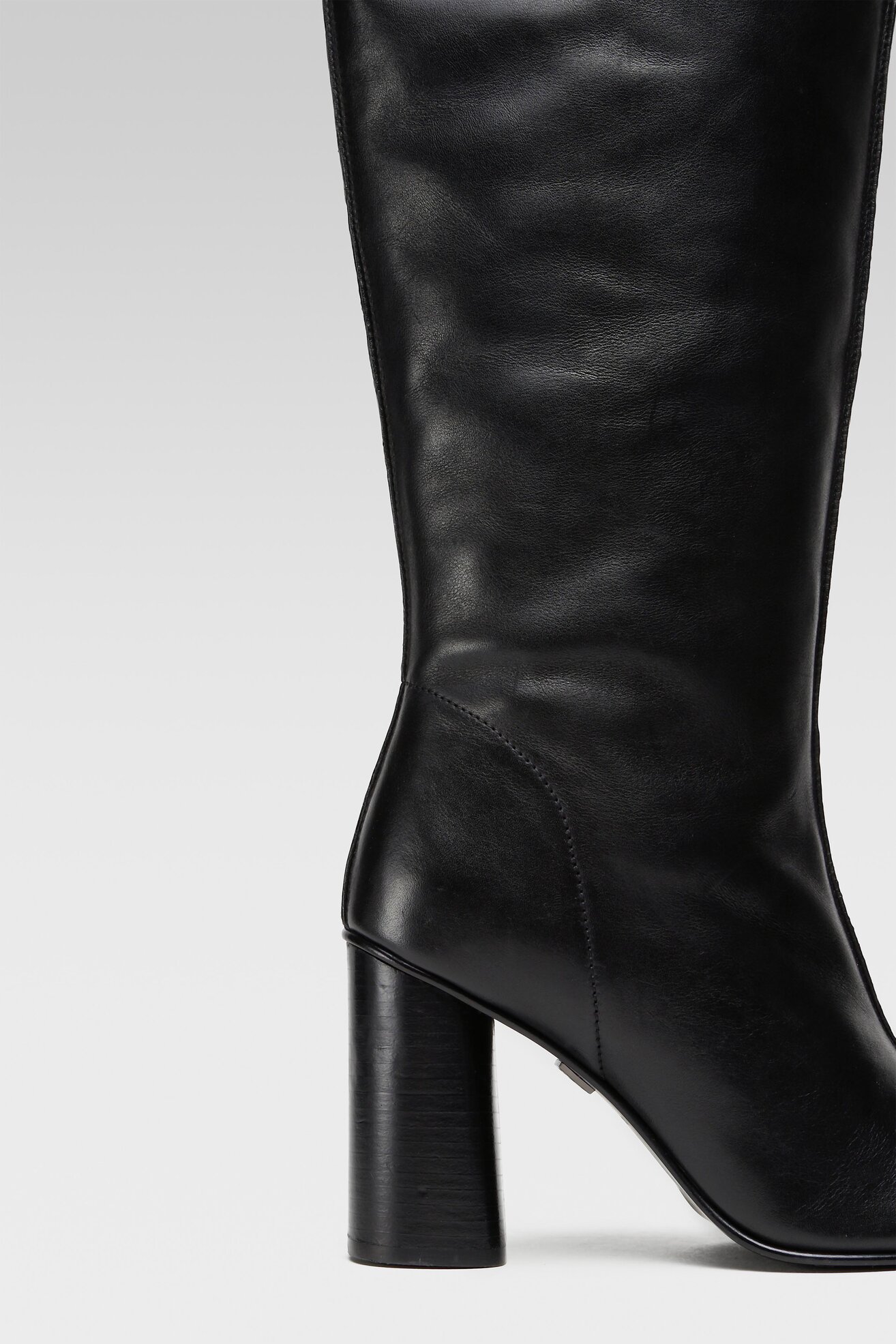 Kozaki Gino Rossi 106267 Czarny