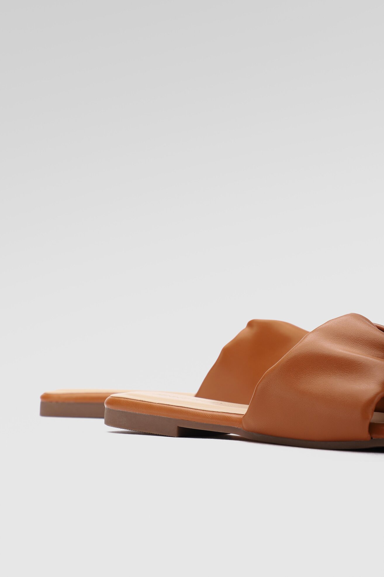 Klapki Jenny Fairy WS5529-02 Camel