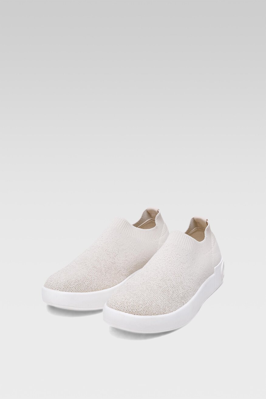 
                Quazi - Sneakersy elastyczne z siatki - 5904248613556