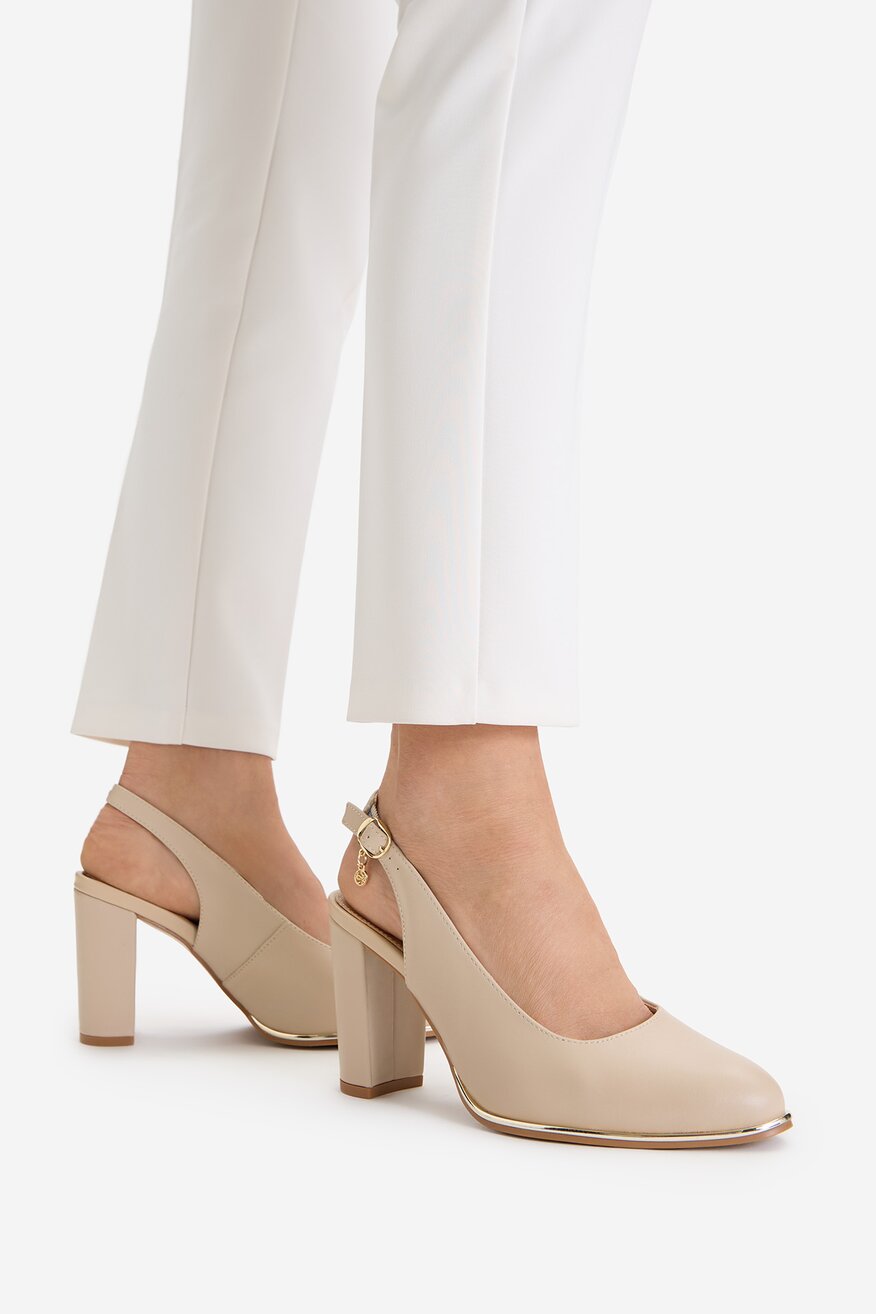 
                Туфлі-Човники Lasocki БЕЖЕВИЙ - 5906751726051