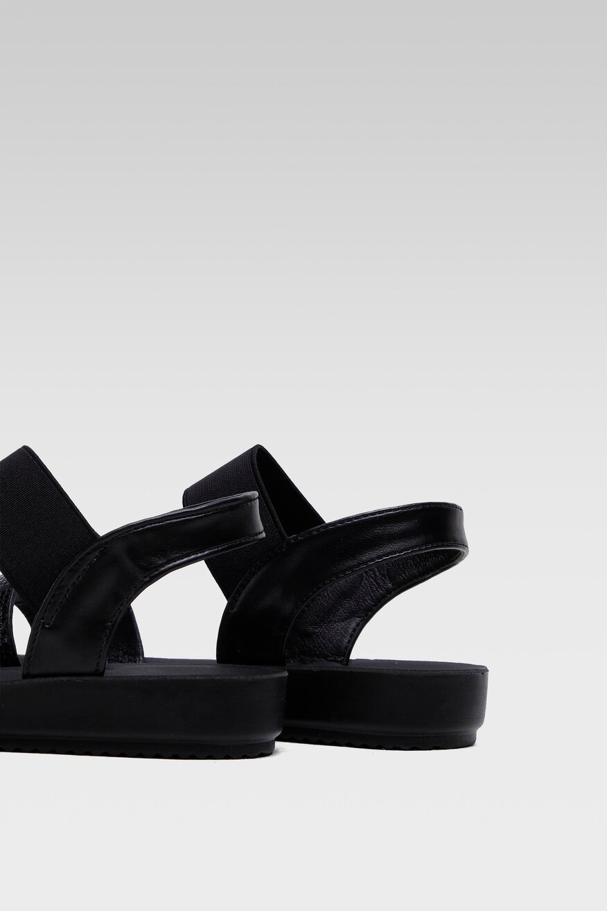 
                Bassano - Sandały czarne - 5904248630461