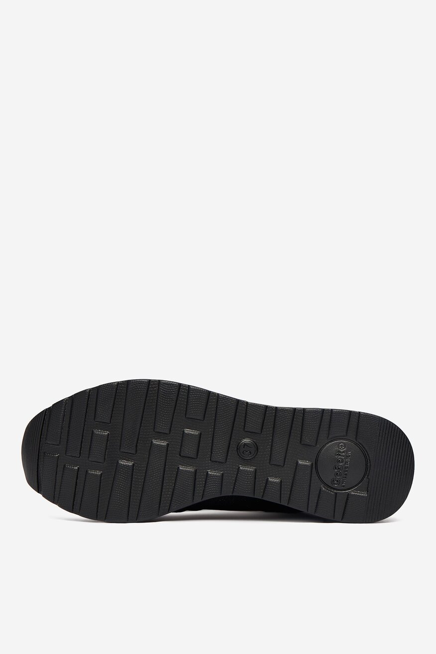 
                Кросівки Go Soft ЧОРНИЙ - 5906751879849