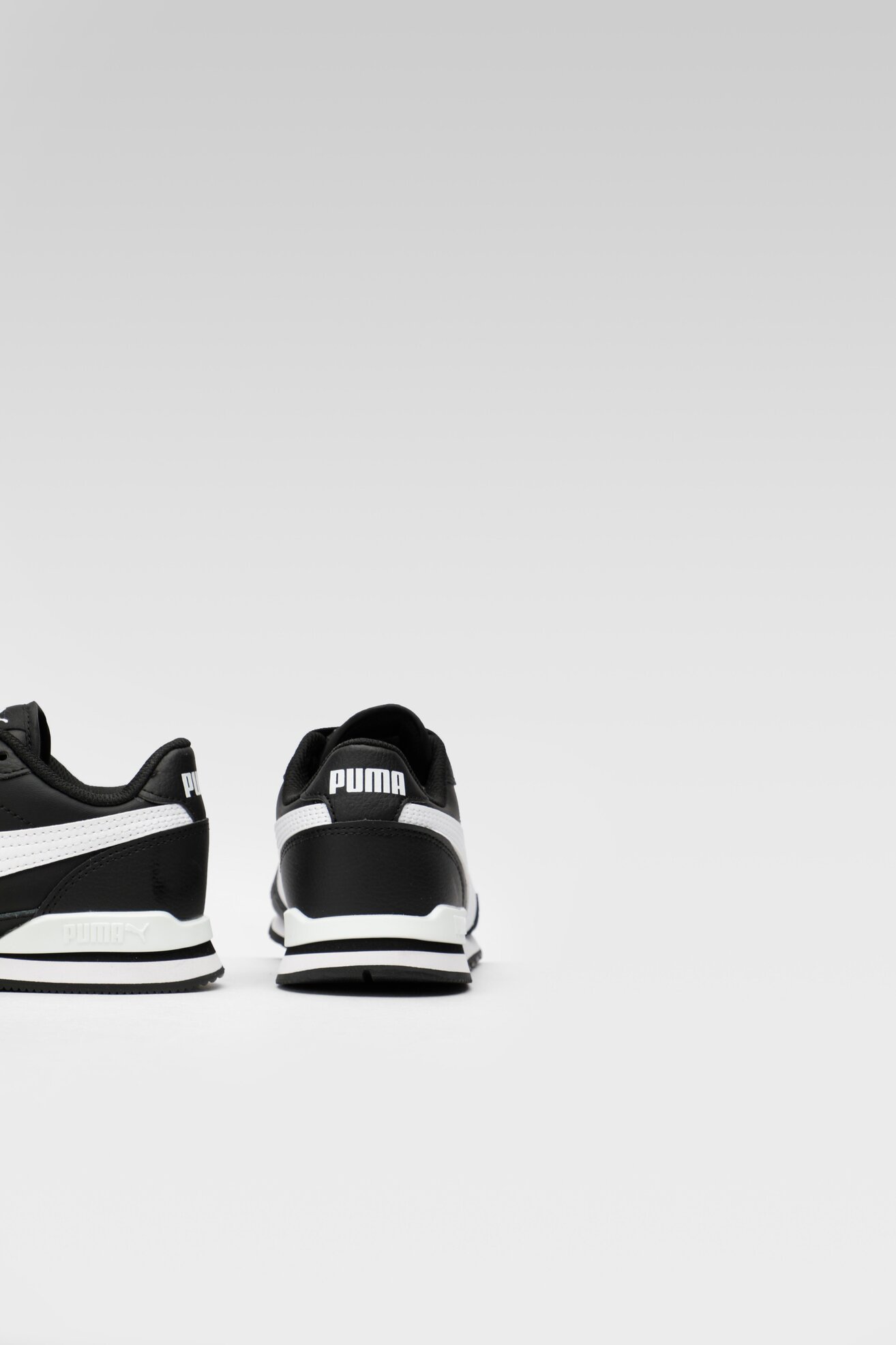 Obuwie sportowe Puma ST RUNNER V3 L JR 38490408 Czarny