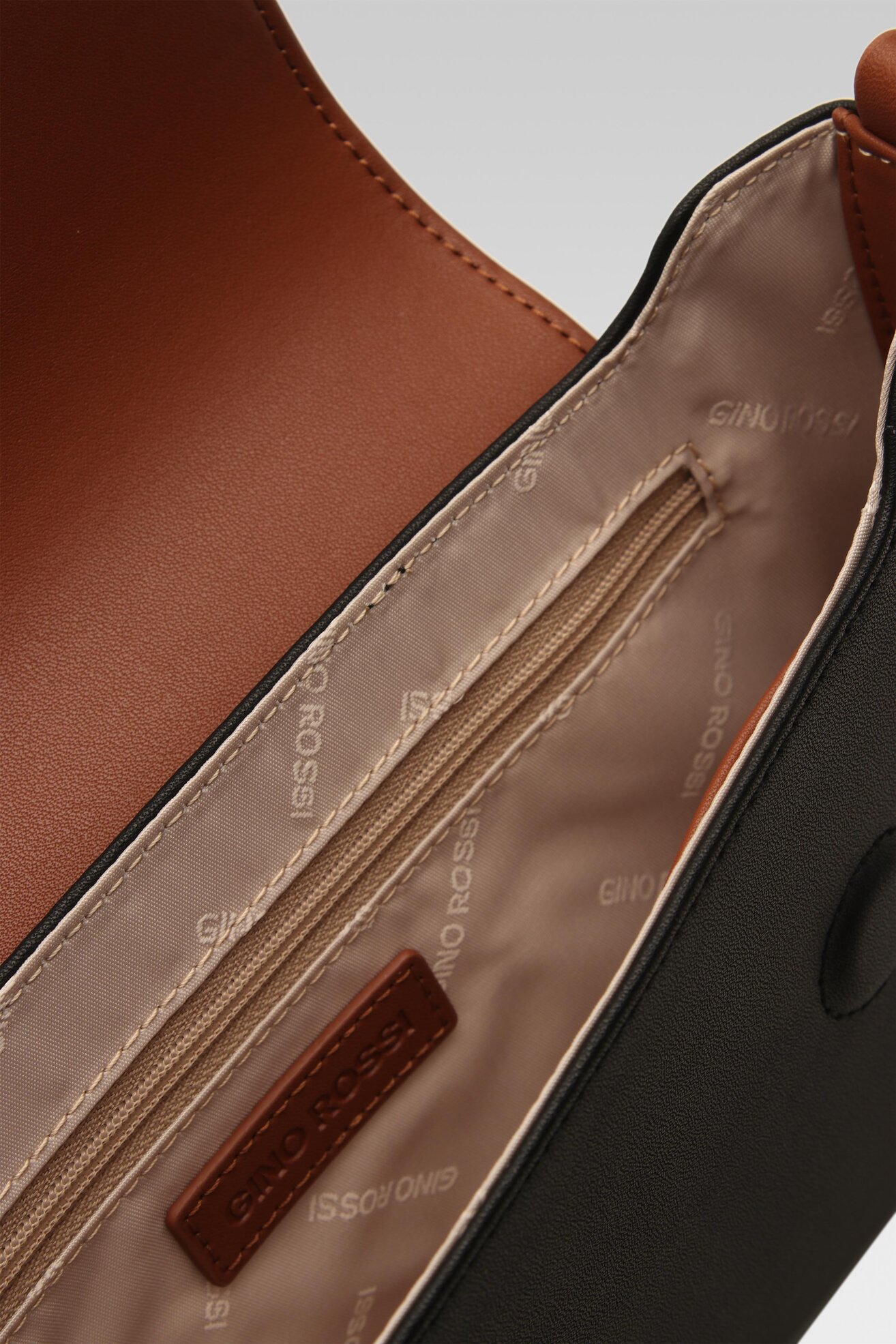 Torebka Gino Rossi LARA CS6448B Czarny