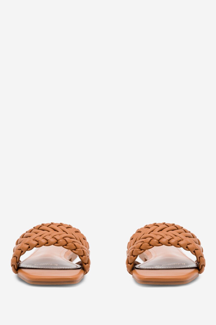 
                Шльопанець DeeZee ВЕРБЛЮЖИЙ - 5905588542322