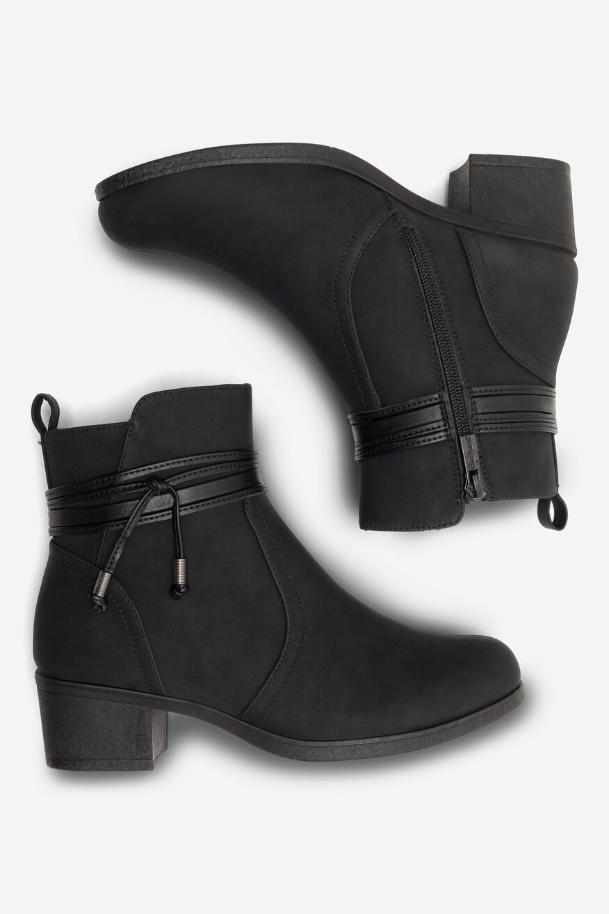 
                Kratke čizme Clara Barson CRNA - 5905588801122