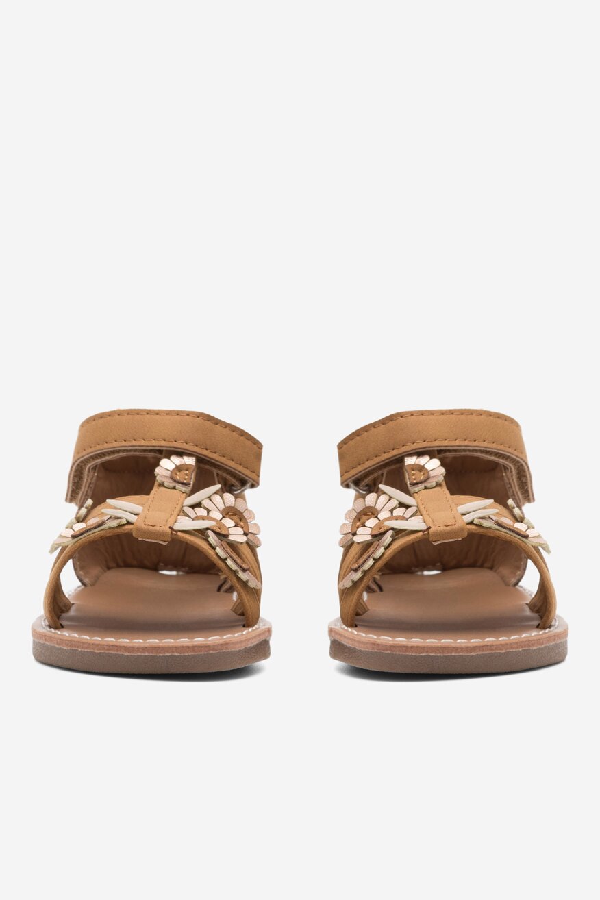 
                Szandál Nelli Blu BARNA - 5904862821580