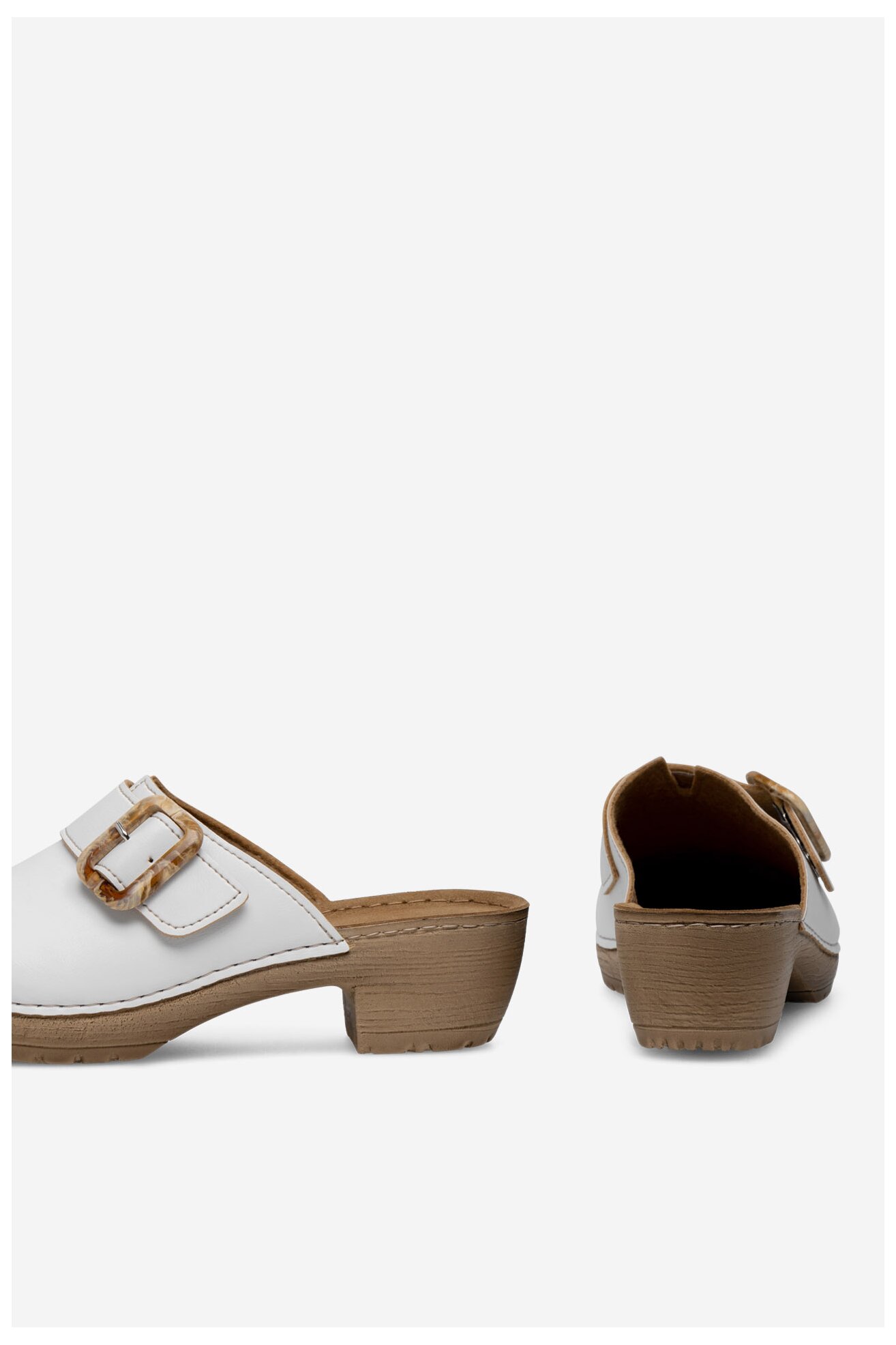 Klapki Inblu BL490100 Biały