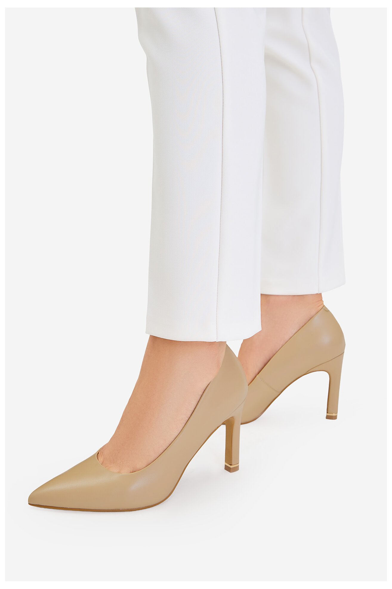 Елегантни обувки Lasocki CEO-HY20077-1 БЕЖОВ