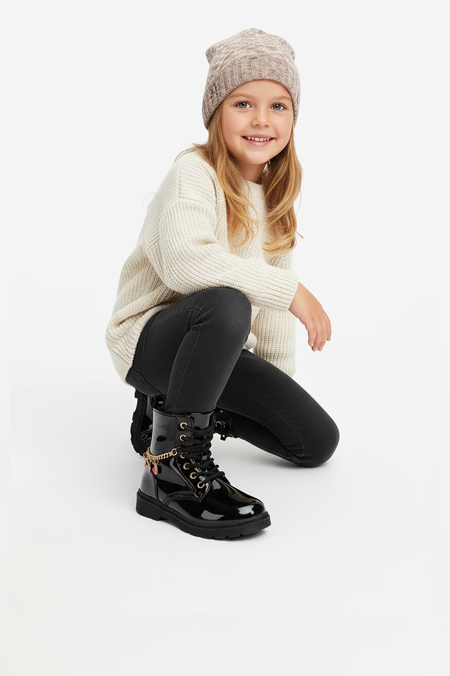 
                Черевики DeeZee ЧОРНИЙ - 5906751302514