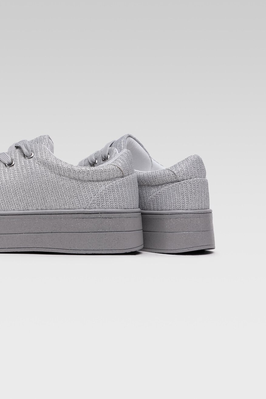 
                Quazi - Półbuty srebrne sznurowane - 5904248503499