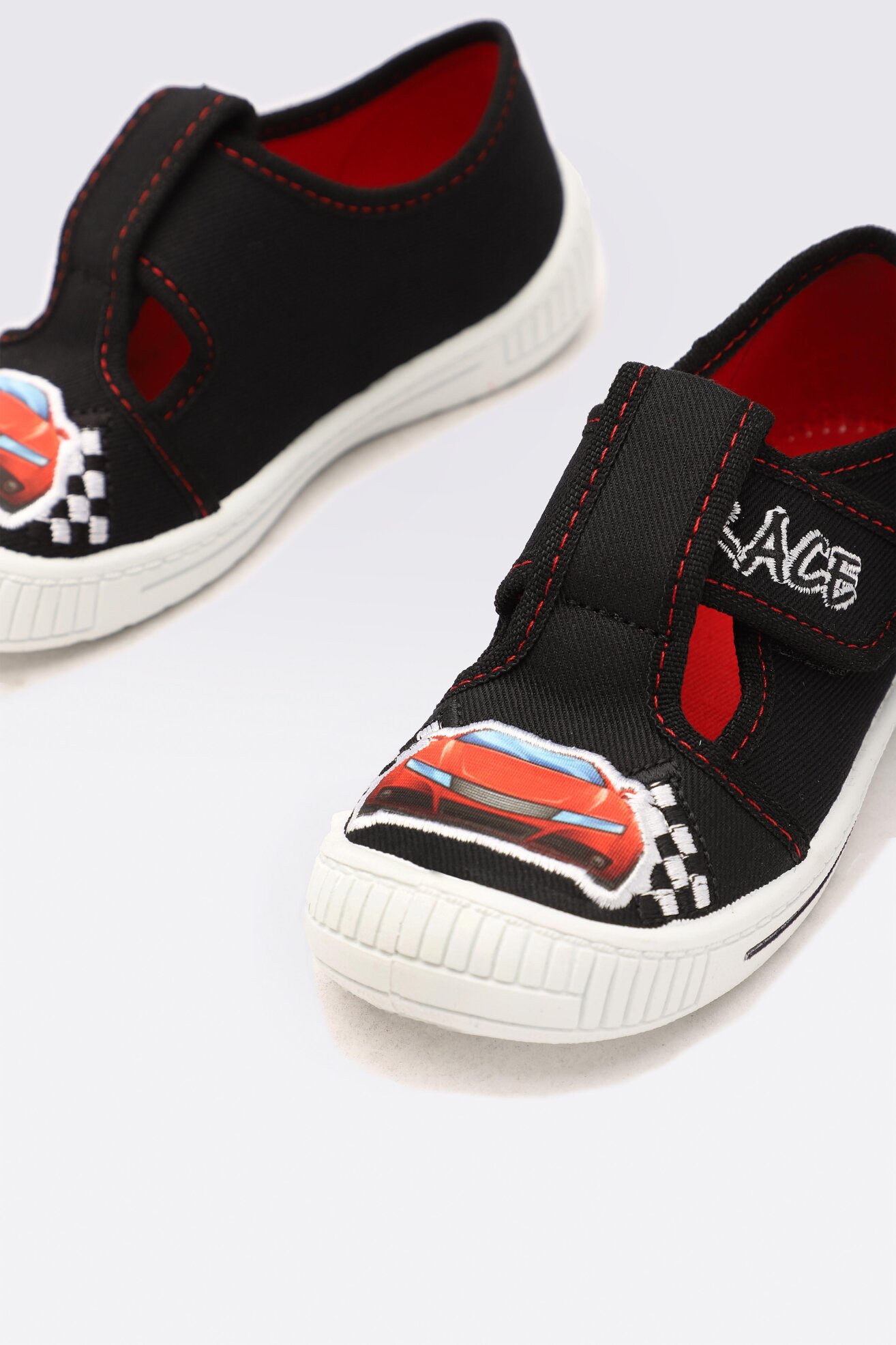 Kapcie MB MB 4Sk3/34-28POIR Czarny