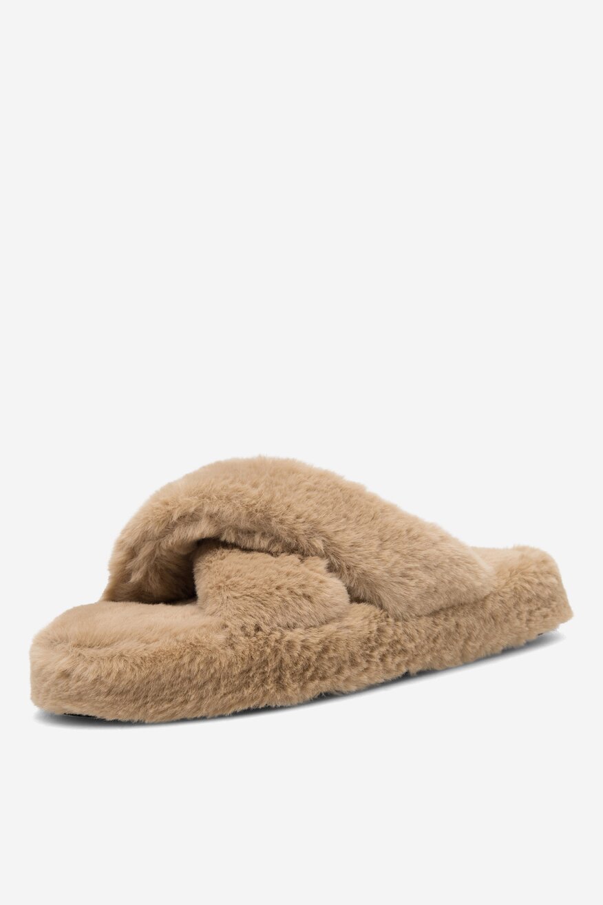 
                DeeZee - Kapcie z futerkiem - 5904862976549