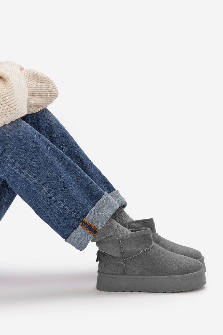 
                Kratke čizme Jenny SIVA - 5906751379745