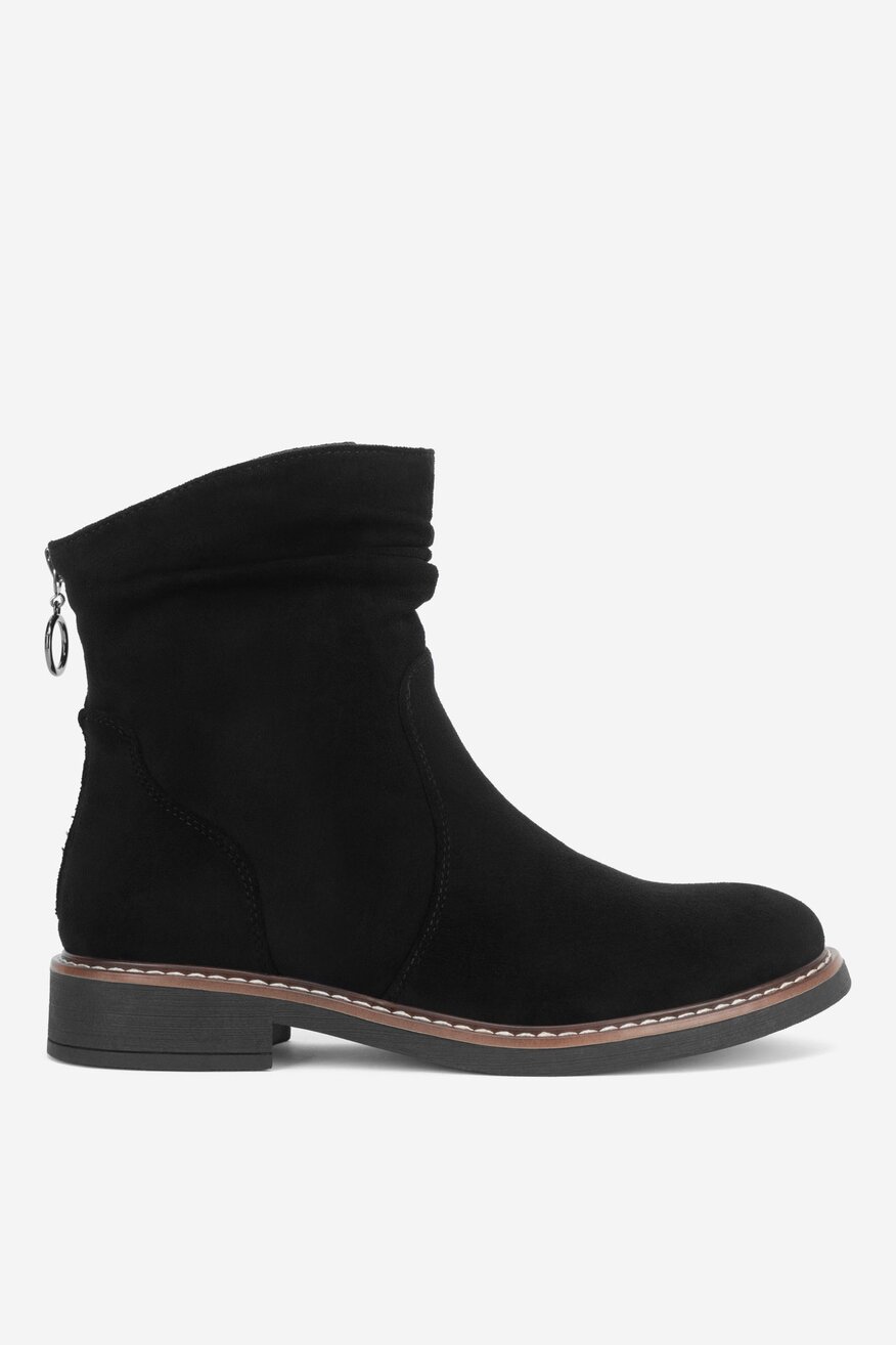 
                Kratke čizme Clara Barson CRNA - 5905588830047