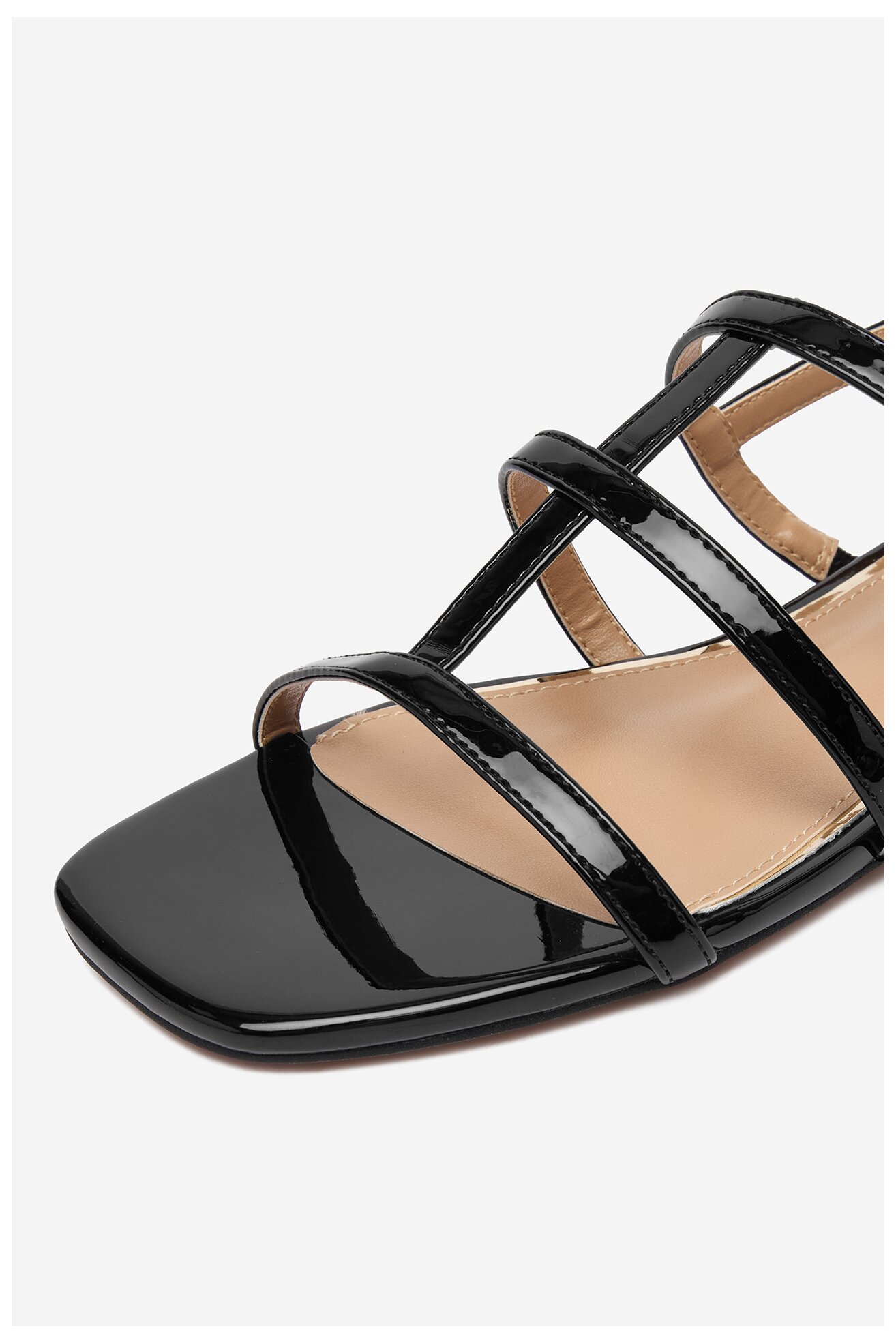 Sandały NINE WEST CEO-R26SS01558 Czarny