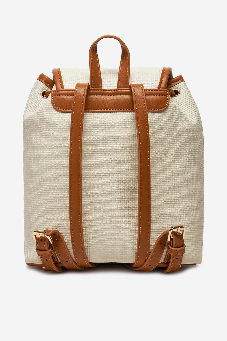 
                DeeZee - Średni plecak miejski - 5906751062296