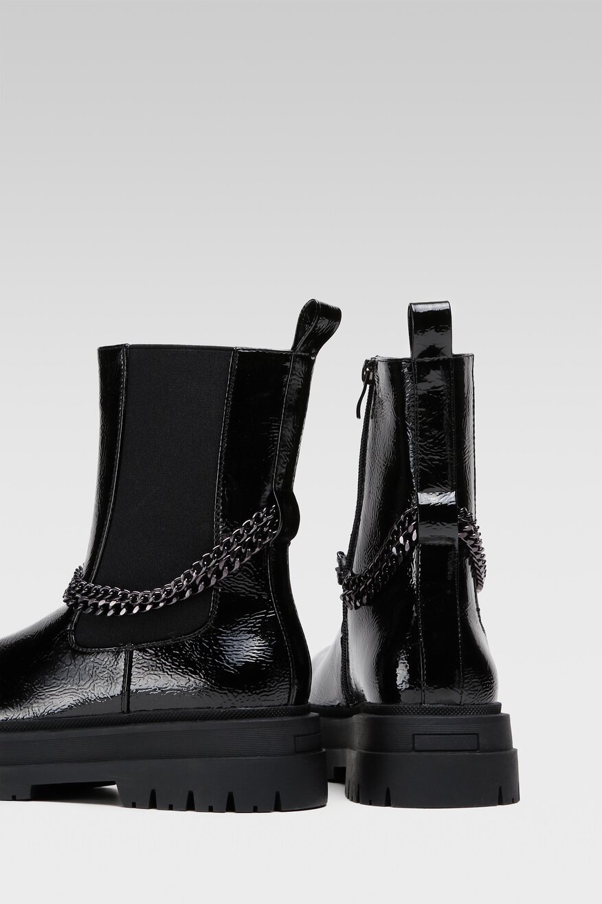 
                DeeZee - Botki lakierowane - 5904862159478