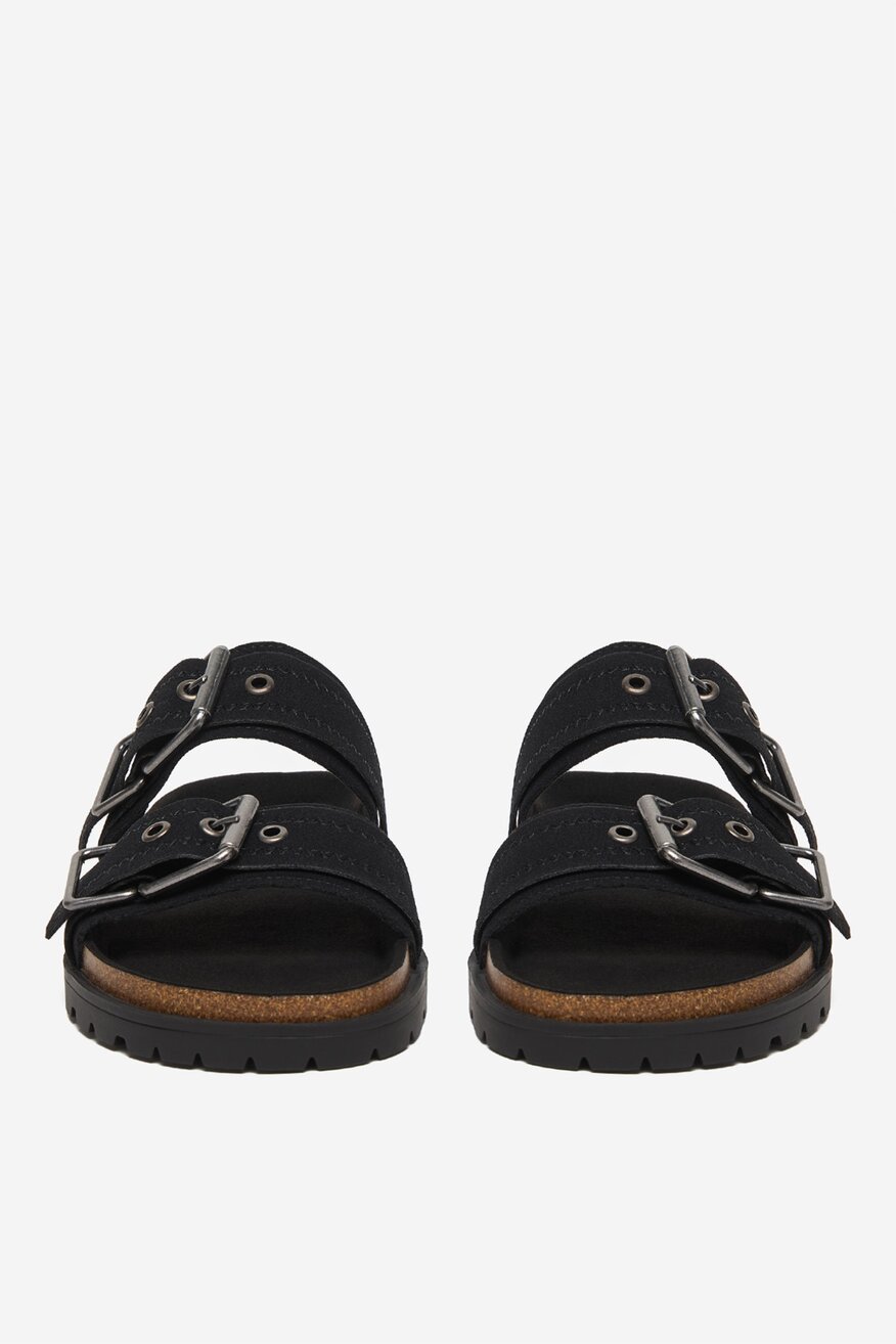 
                Шльопанець DeeZee ЧОРНИЙ - 5906751753279