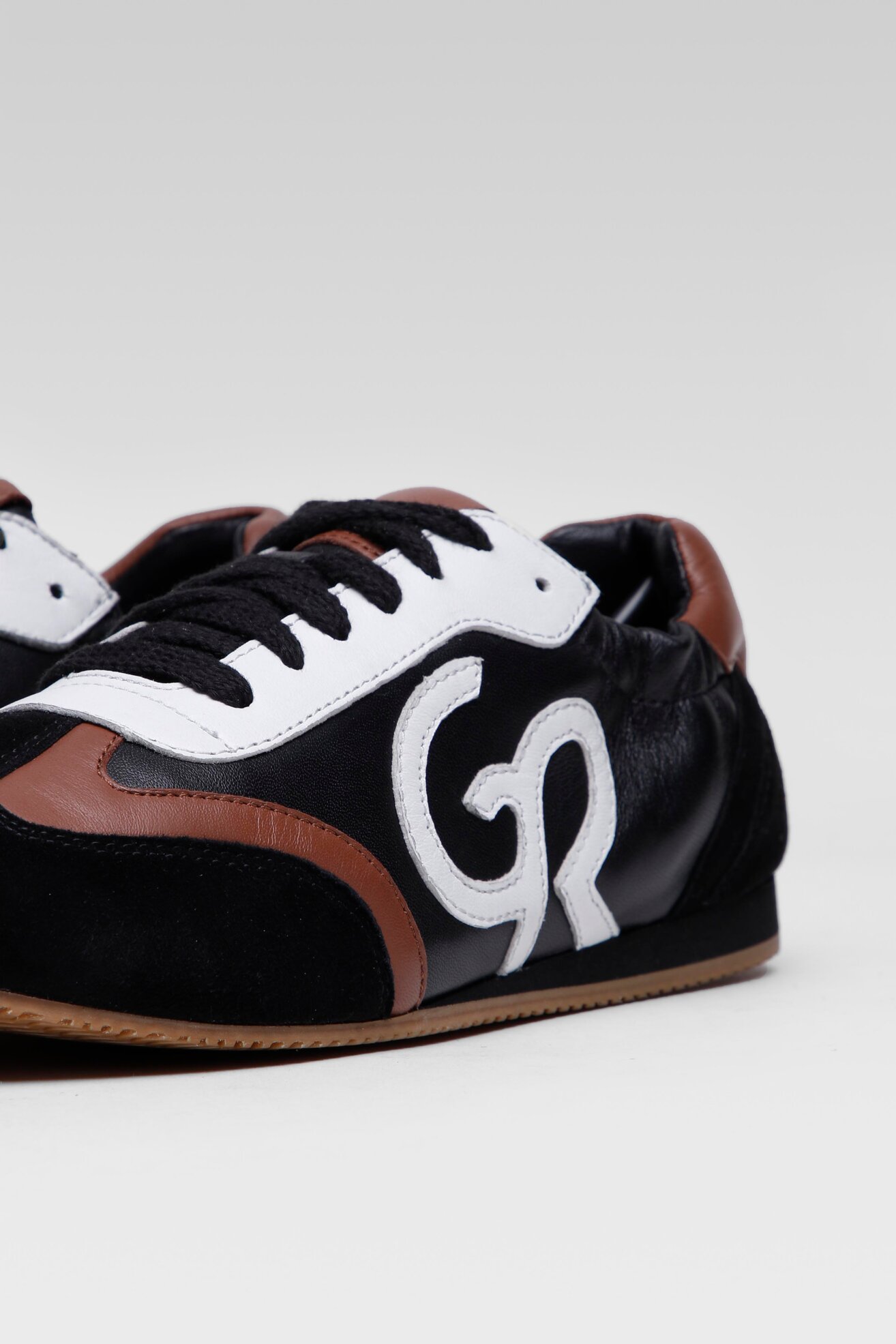 Półbuty Gino Rossi Sport RST-LARA-01 Brązowy