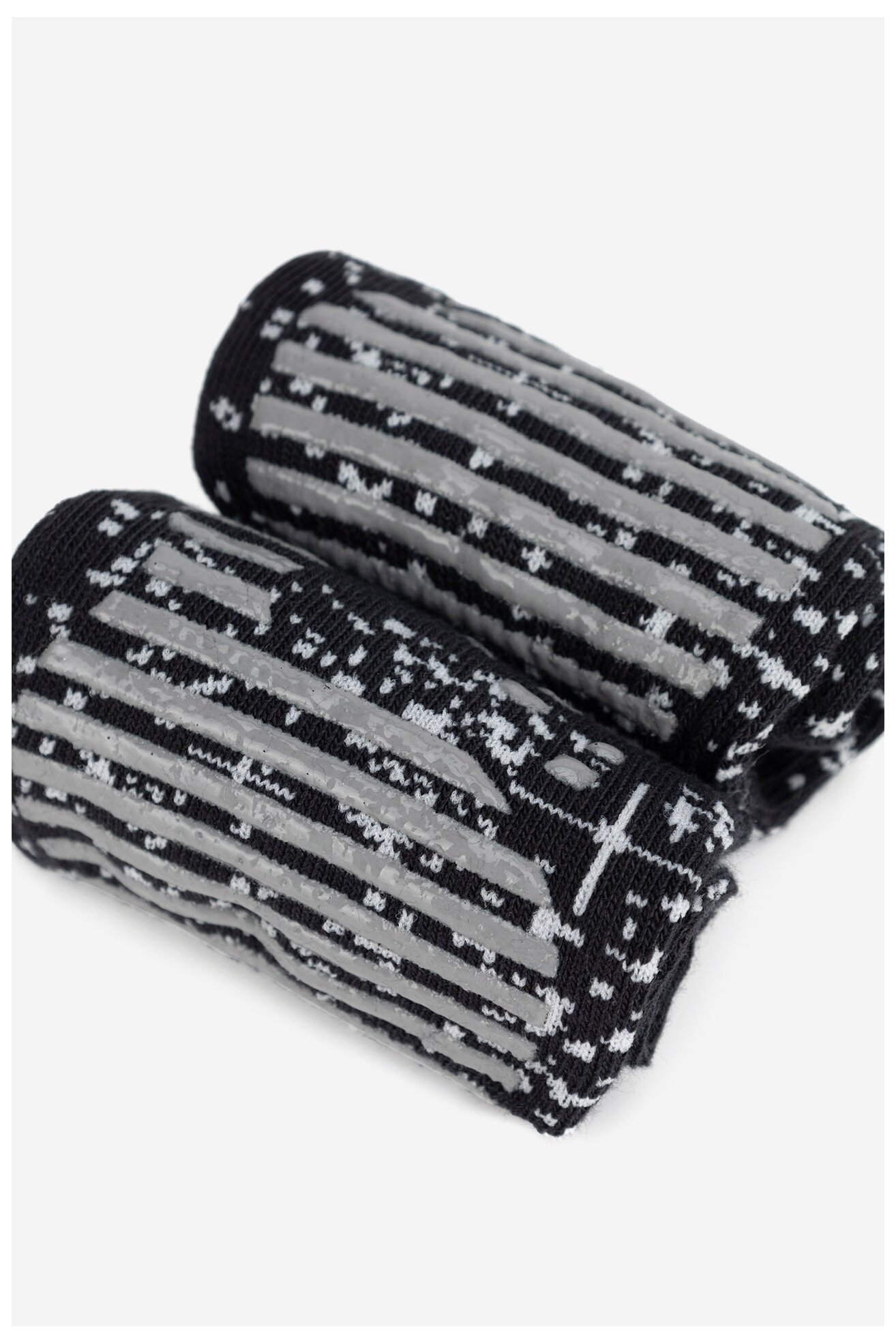 Soseste Reebok R0564-SS24 (1-PACK) NEGRU