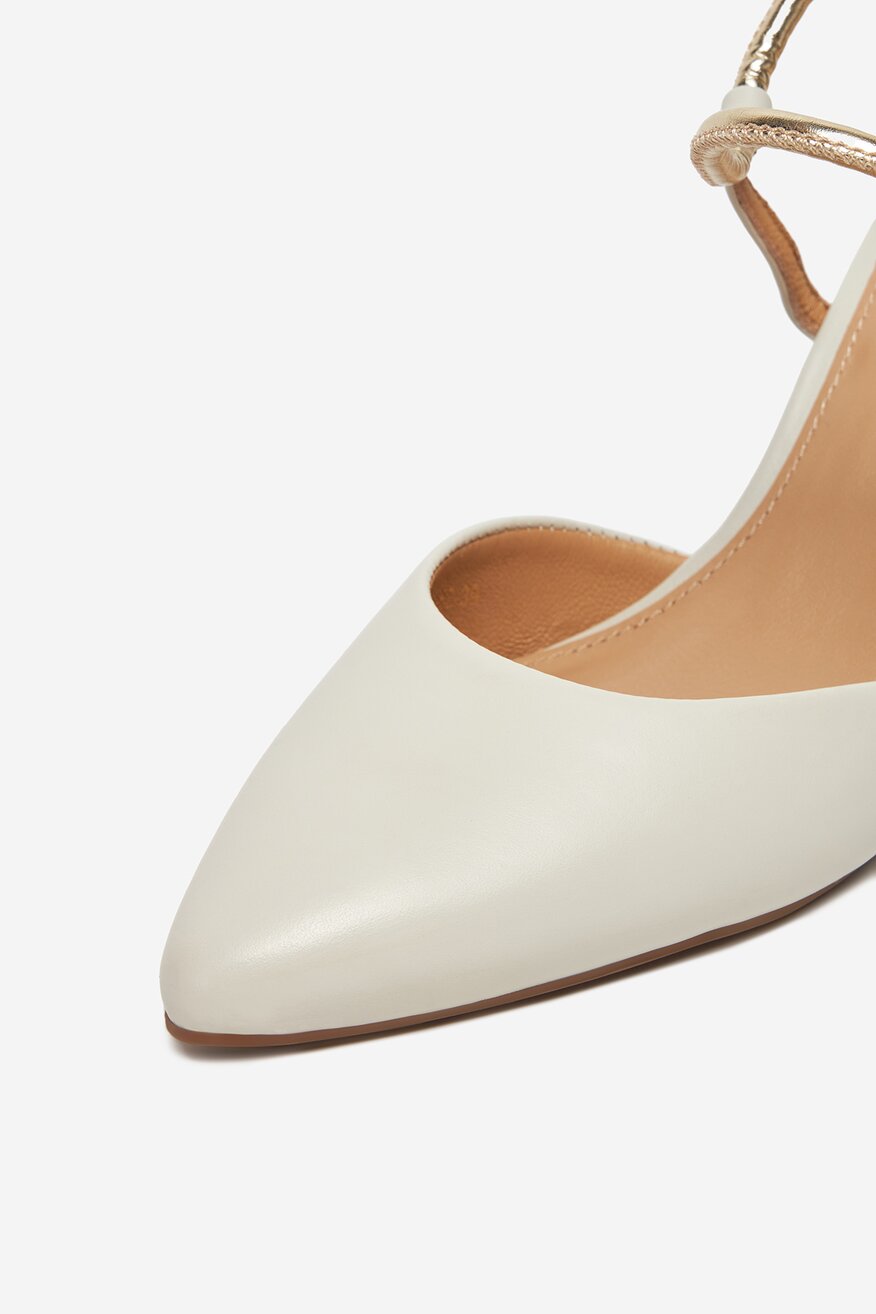 
                Körömcipő Lasocki FEHÉR - 5903698604435