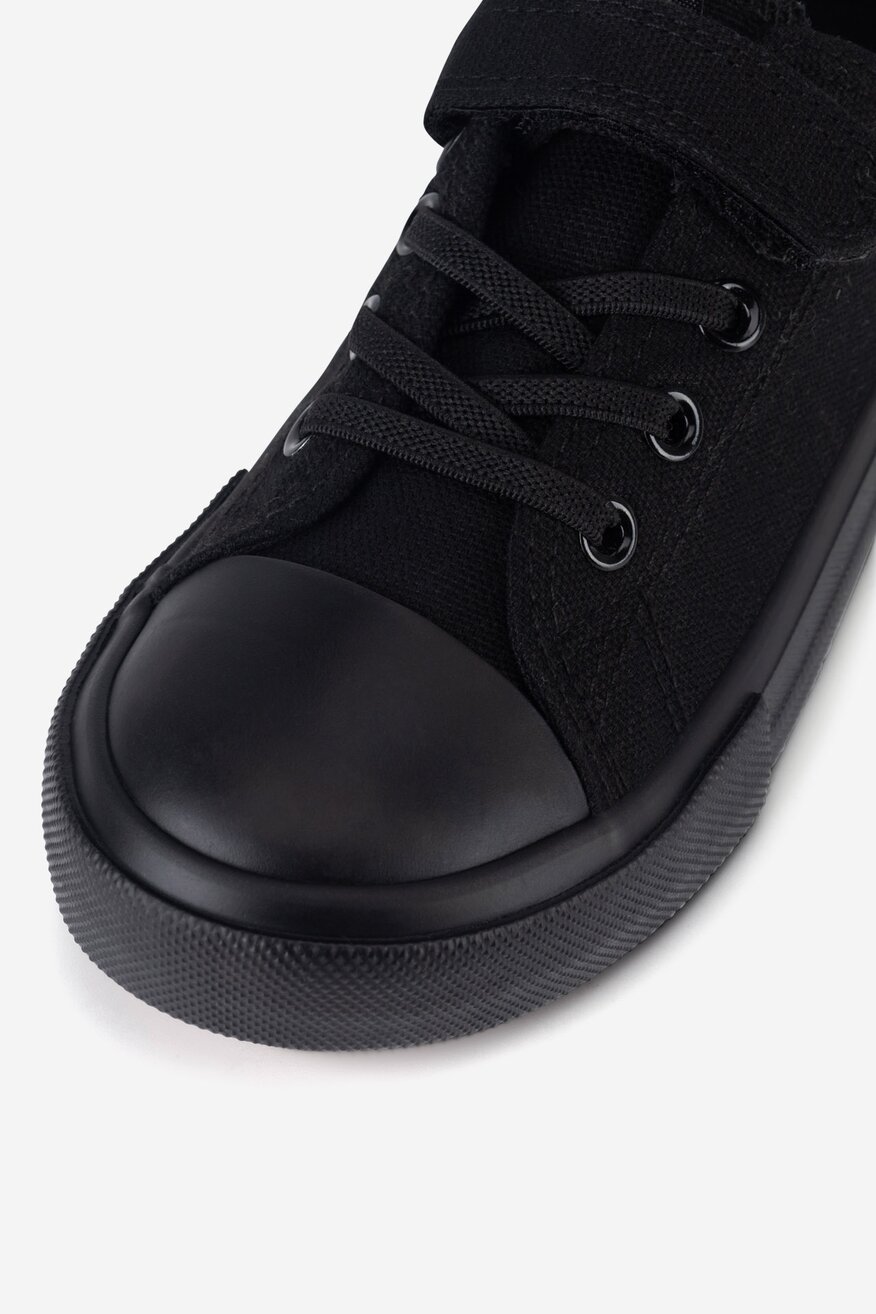 
                Vászoncipő Sprandi FEKETE - 5905588718215