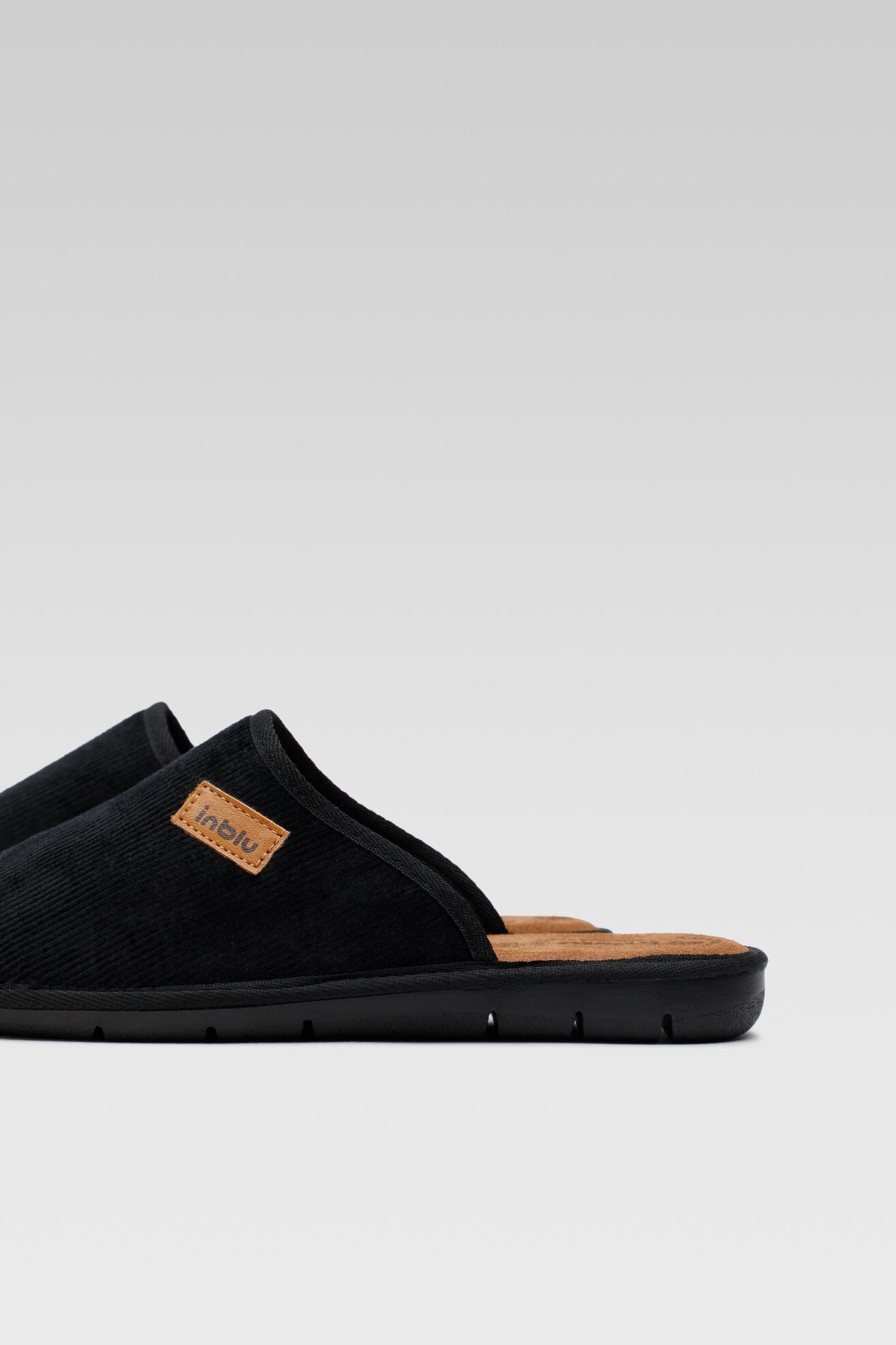 Kapcie Inblu 9119V801 Czarny